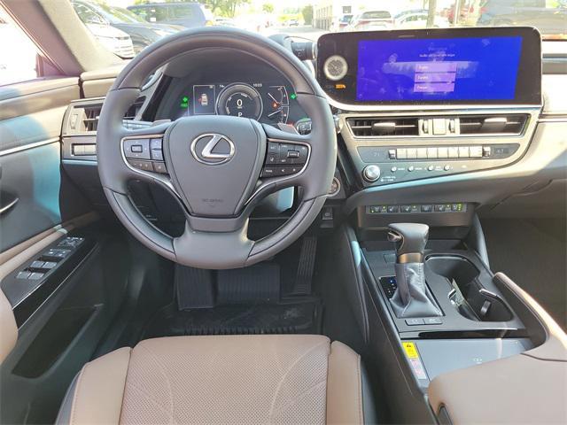 new 2025 Lexus ES 300h car, priced at $49,785