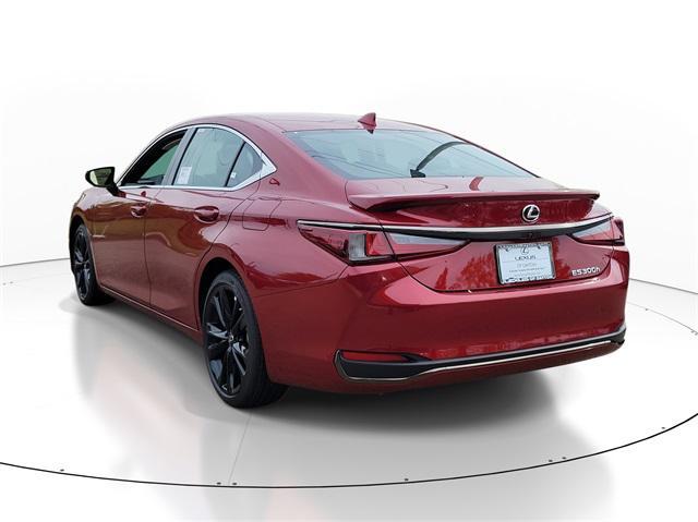 new 2025 Lexus ES 300h car, priced at $52,134
