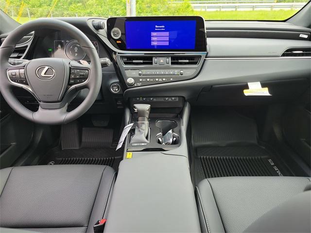 new 2025 Lexus ES 300h car, priced at $52,134