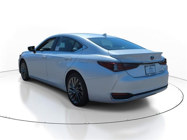 new 2024 Lexus ES 300h car, priced at $54,315