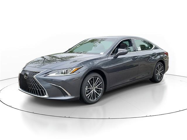 new 2025 Lexus ES 300h car, priced at $51,104
