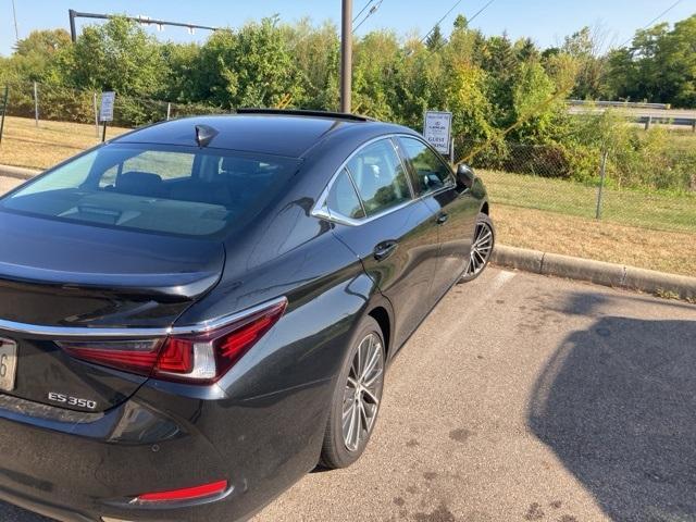 used 2022 Lexus ES 350 car, priced at $36,900