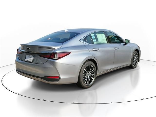 new 2025 Lexus ES 300h car, priced at $51,519