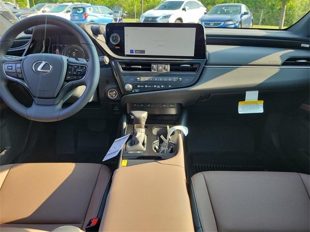 new 2025 Lexus ES 300h car, priced at $51,519