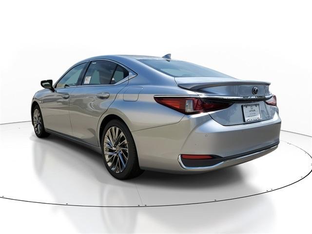 new 2024 Lexus ES 300h car