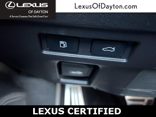 used 2022 Lexus ES 300h car, priced at $35,900