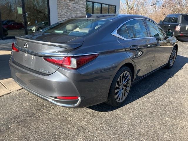 used 2024 Lexus ES 300h car, priced at $48,620