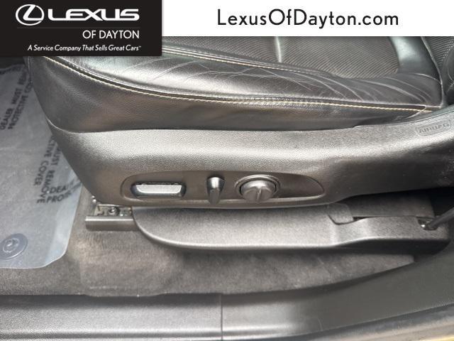 used 2018 Chevrolet Traverse car, priced at $19,300