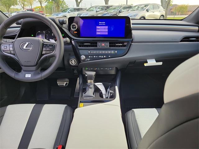 new 2025 Lexus ES 350 car, priced at $56,564