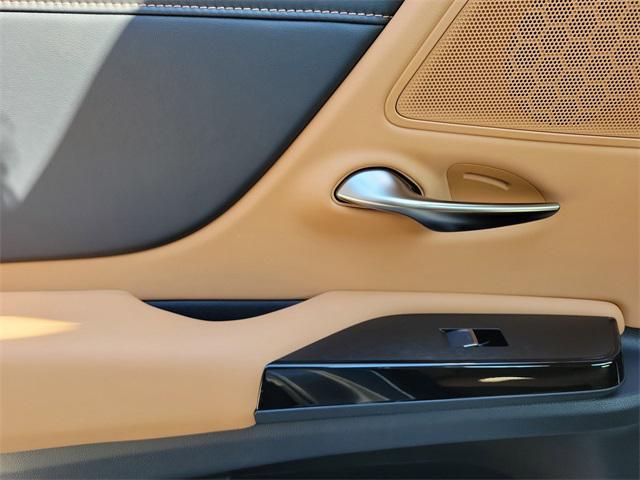 new 2025 Lexus ES 350 car, priced at $49,434