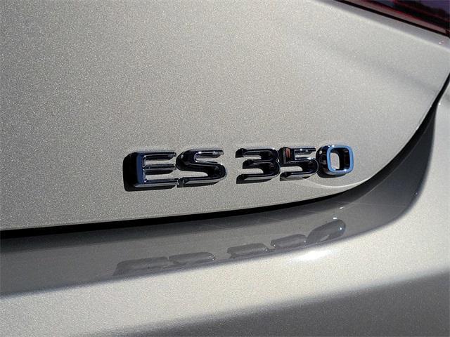 new 2025 Lexus ES 350 car, priced at $49,434