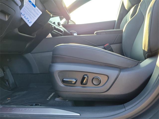 new 2025 Lexus RX 350 car, priced at $60,024