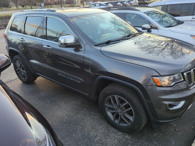 used 2017 Jeep Grand Cherokee car, priced at $15,719