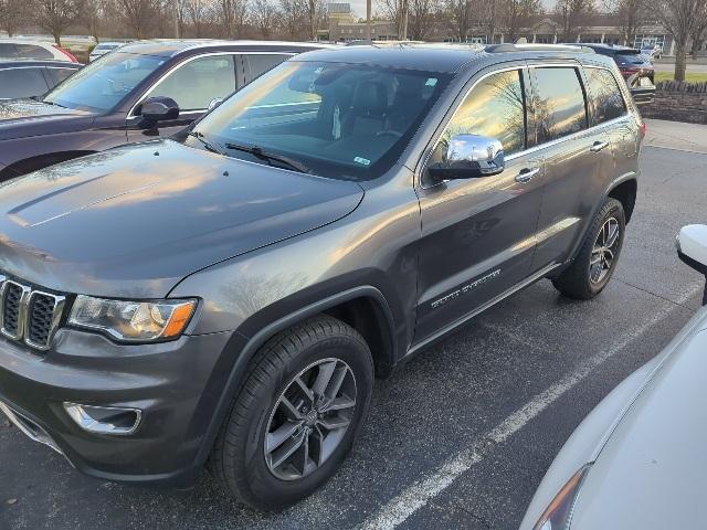 used 2017 Jeep Grand Cherokee car, priced at $15,719