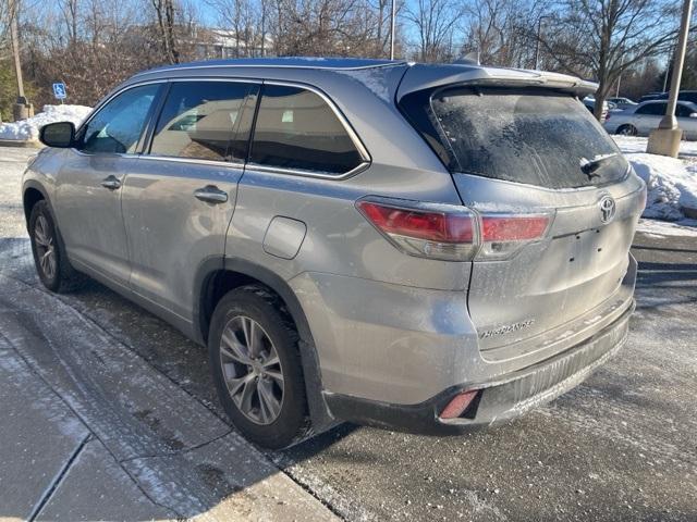 used 2015 Toyota Highlander car, priced at $17,100