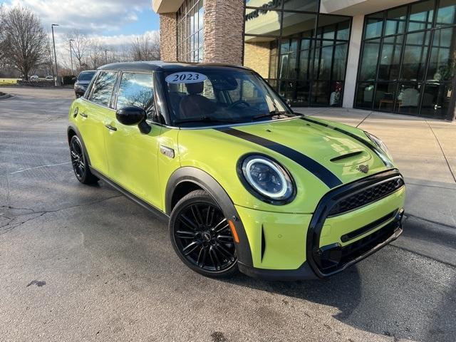 used 2023 MINI Hardtop car, priced at $25,999