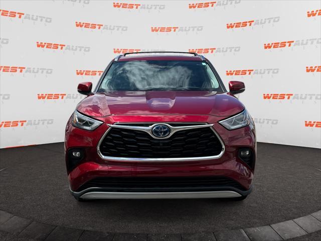 used 2020 Toyota Highlander Hybrid car, priced at $40,826