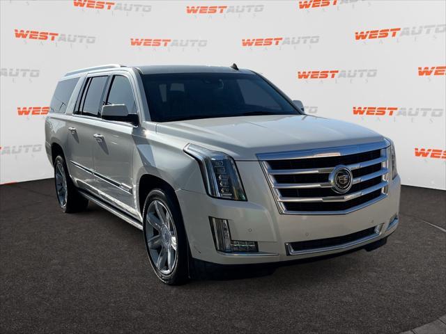 used 2015 Cadillac Escalade ESV car, priced at $23,115