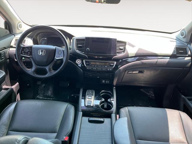 used 2022 Honda Pilot car, priced at $37,112