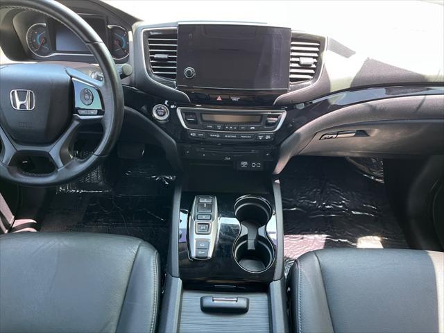 used 2022 Honda Pilot car, priced at $37,112