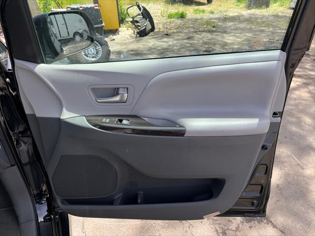 used 2020 Toyota Sienna car, priced at $37,556