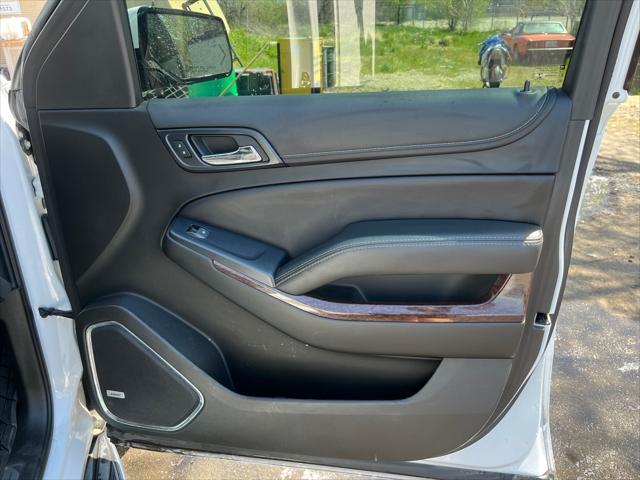 used 2019 GMC Yukon car, priced at $31,956