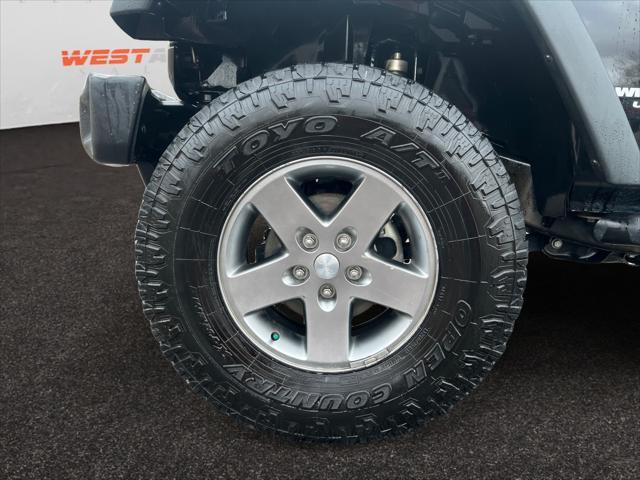 used 2013 Jeep Wrangler Unlimited car, priced at $15,987