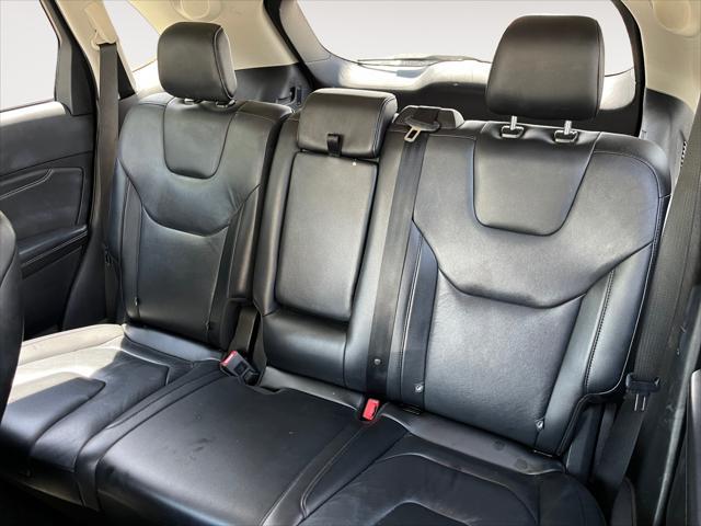 used 2022 Ford Edge car, priced at $21,667