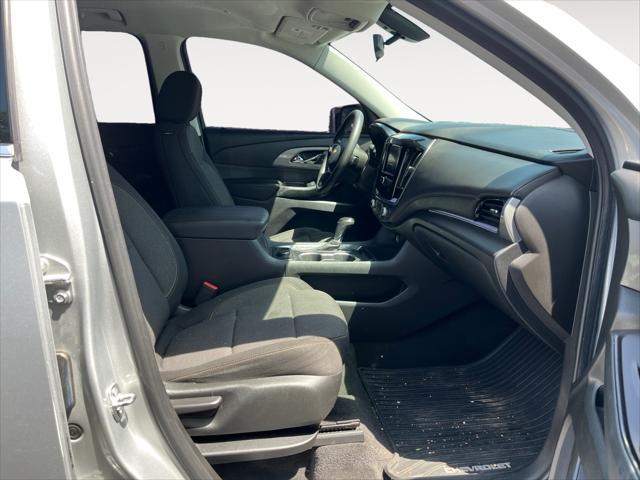 used 2020 Chevrolet Traverse car, priced at $19,212