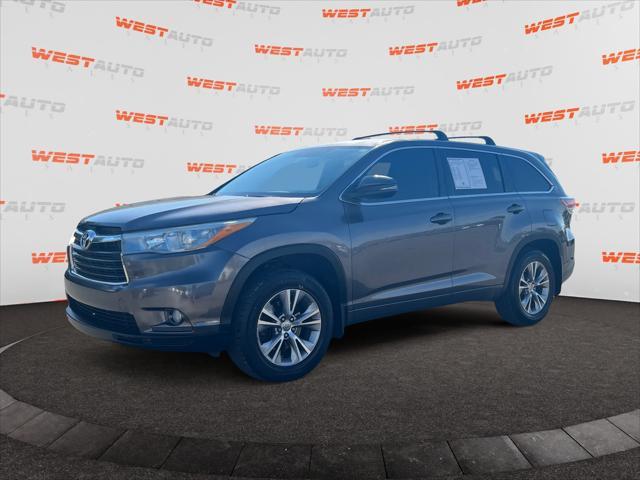 used 2015 Toyota Highlander car, priced at $14,573