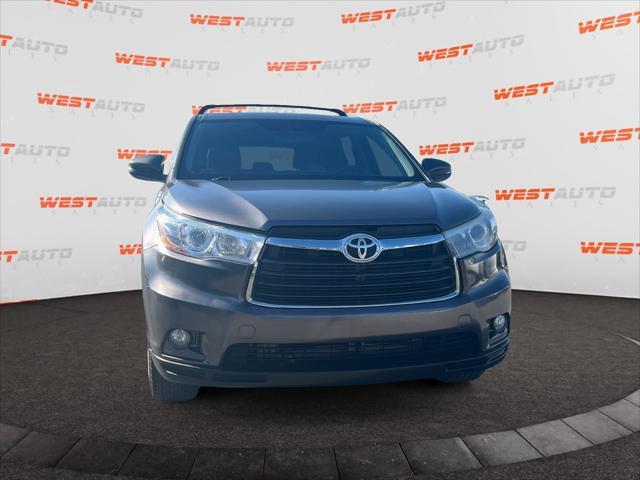 used 2015 Toyota Highlander car, priced at $14,573