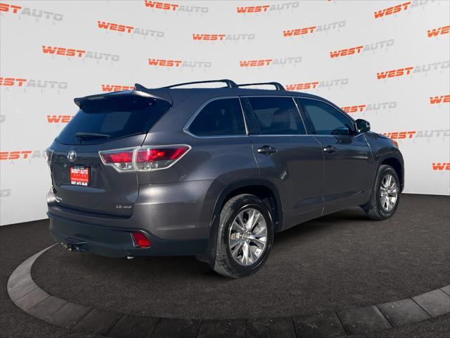 used 2015 Toyota Highlander car, priced at $17,665