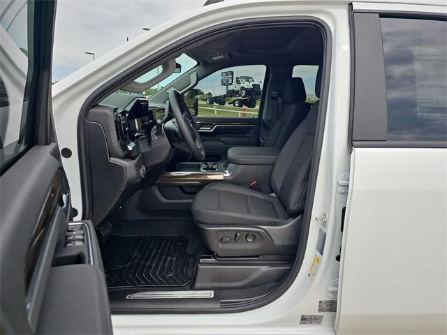 new 2025 Chevrolet Silverado 3500 car, priced at $64,185