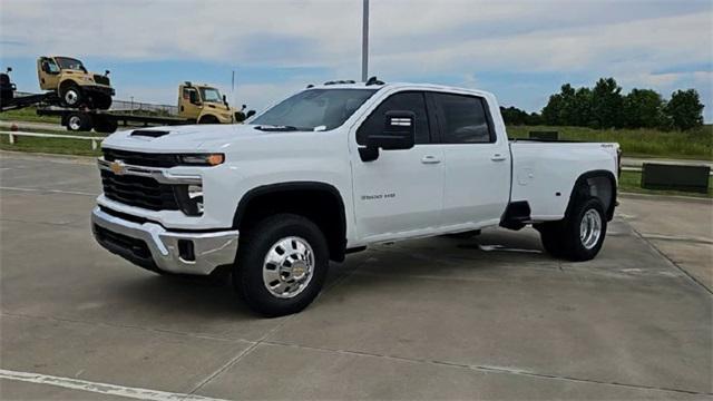 new 2025 Chevrolet Silverado 3500 car, priced at $64,185