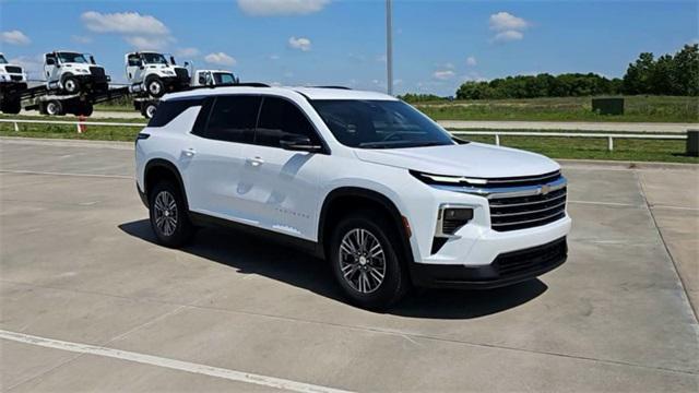 new 2025 Chevrolet Traverse car, priced at $42,095