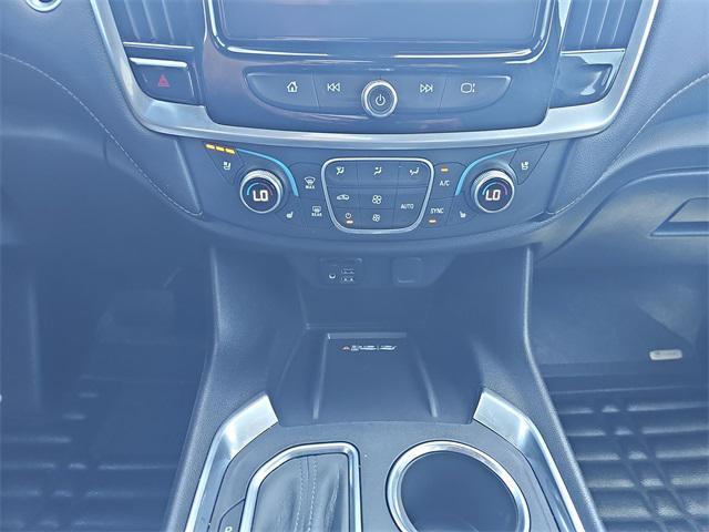 used 2022 Chevrolet Traverse car, priced at $34,998