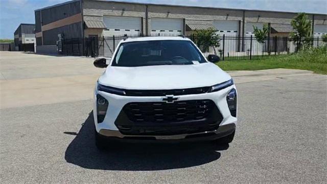 new 2025 Chevrolet Trax car, priced at $26,977