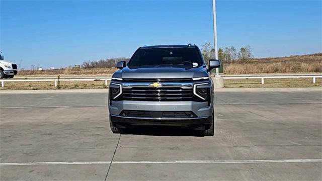 new 2025 Chevrolet Suburban car, priced at $73,950