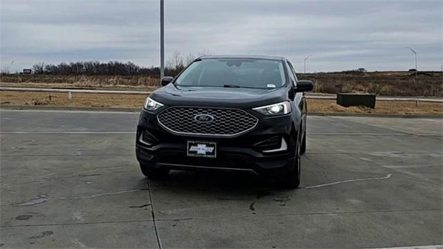 used 2024 Ford Edge car, priced at $27,989