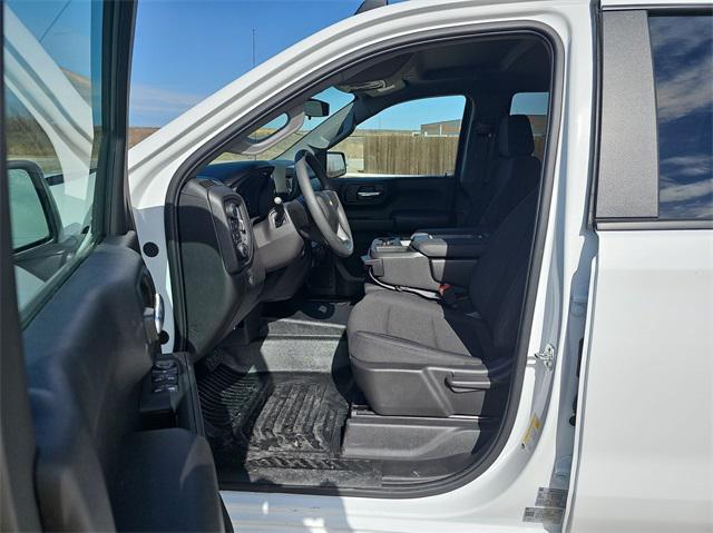 new 2025 Chevrolet Silverado 1500 car, priced at $43,180