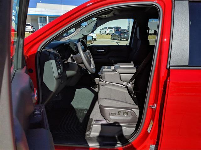 new 2024 Chevrolet Silverado 1500 car, priced at $41,250