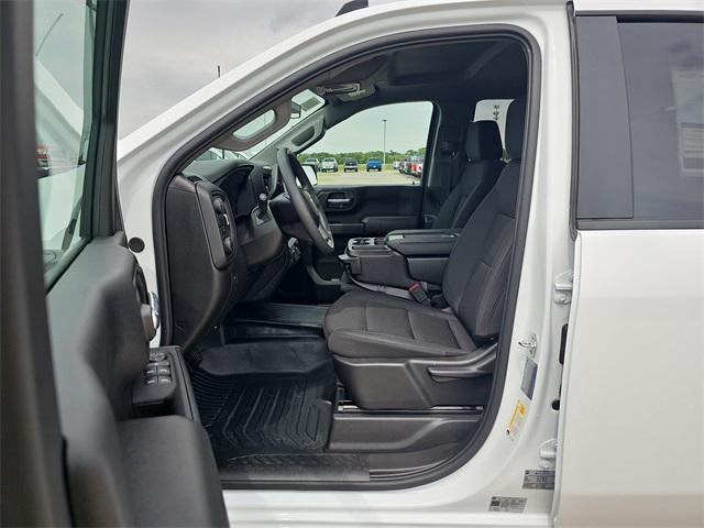 new 2025 Chevrolet Silverado 2500 car, priced at $50,582
