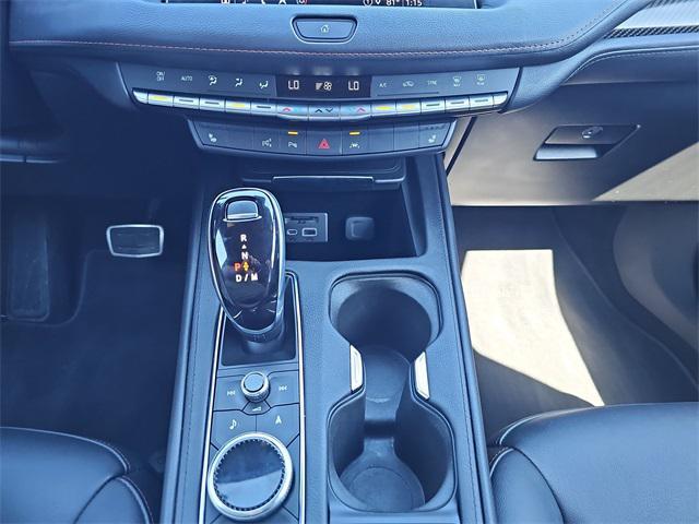 used 2022 Cadillac XT4 car, priced at $30,777