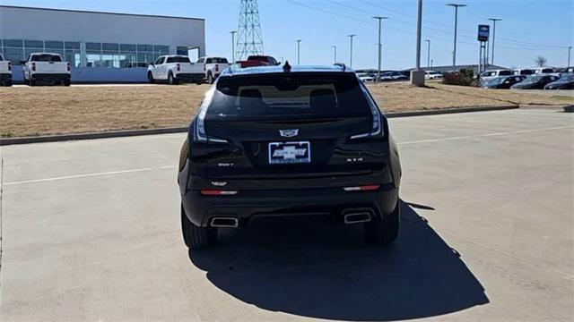 used 2022 Cadillac XT4 car, priced at $30,777