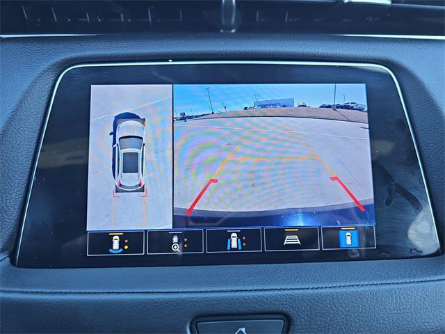 used 2022 Cadillac XT4 car, priced at $30,777