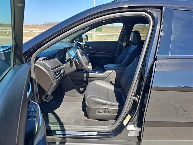 used 2022 Cadillac XT4 car, priced at $30,777