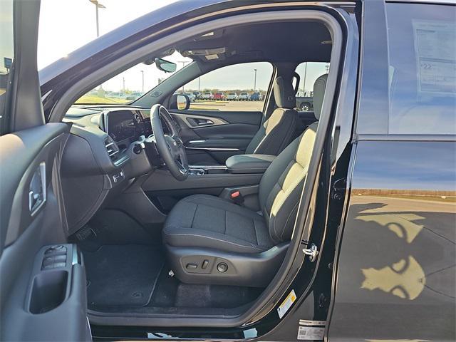 new 2026 Chevrolet Traverse car, priced at $45,855