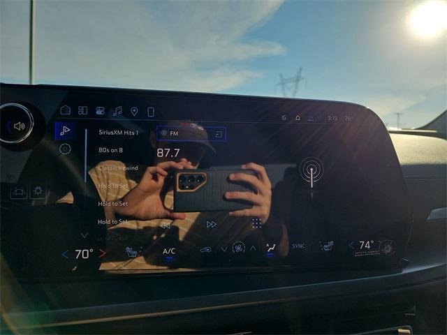 new 2026 Chevrolet Traverse car, priced at $45,855