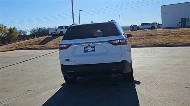 used 2021 Chevrolet Traverse car, priced at $23,500