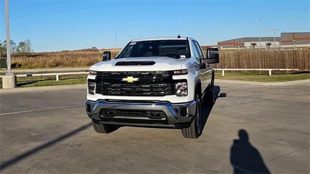 new 2025 Chevrolet Silverado 3500 car, priced at $63,515